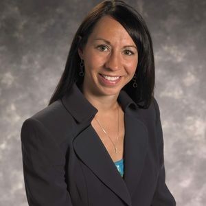 Meet your Posher, Stefanie